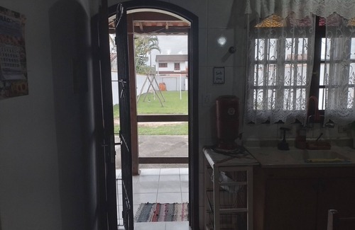 Raul Cury House | HOUSE ON THE SAND. WITH POOL