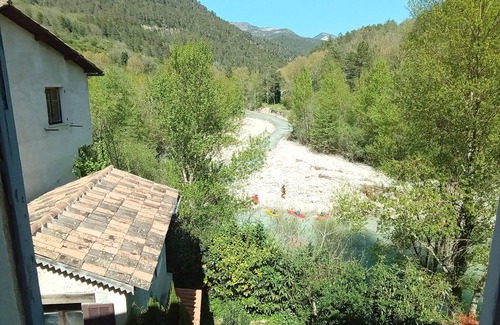 Roquesteron House | House on the banks of the Estéron river, one hour from the Côte d'Azur.