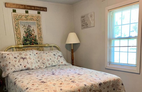 Gladwin House | House on the edge of the Tittabawassee River