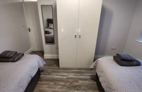 Luton House | House on the Furrows