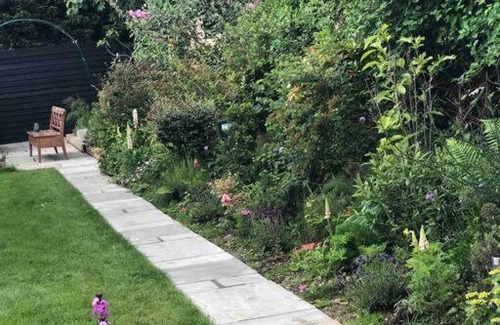 Brantham House | House on the hill