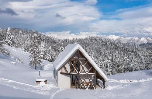 Idrija Apartment | House On The Hill (Hiška Na Griču)