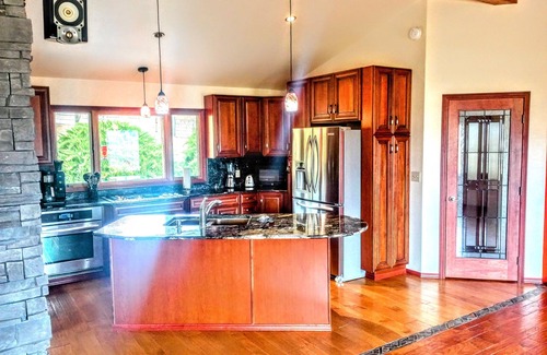 Baker County House | House on the Hill