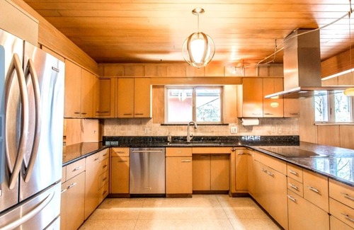 Fair Plain House | House On The River "Adult Only" Retreat