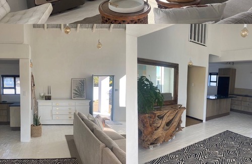Saint Francis Bay House | House on the water in sought after area