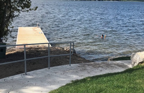 Dunsford Cottage | House on Trent waterways Sturgeon lake water access