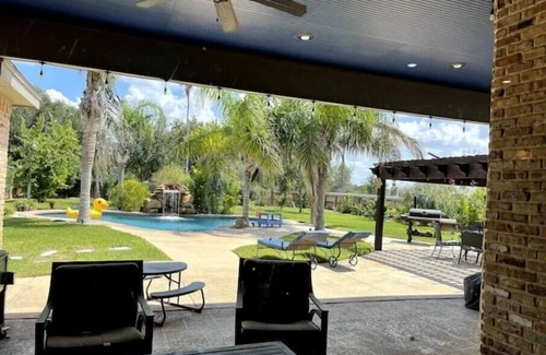 Alamo House | House on Vida Santa: Residential home with a pool!