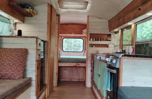 Santa Fe House | House on wheels, with mountain views and direct access to the Santa Maria River.
