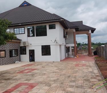 Sunyani House | House One Hotel