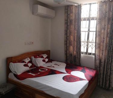 Sunyani Hotel | House One Hotel
