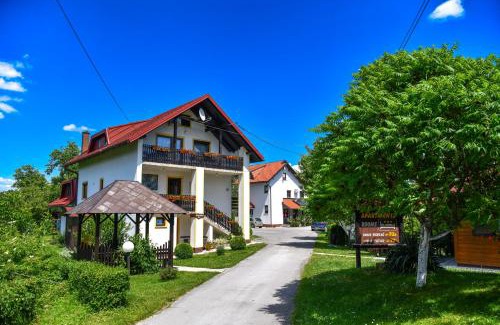 Irinovac House | House Pavlic