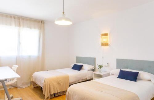 Ciudad Jardin House | House Pool & Parking Malaga