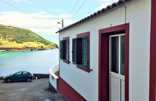 Horta House | House @ Porto Pim Beach - Supreme location on the most beautiful beach Azores