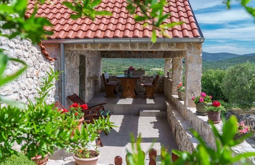 Tisno House | House Radojka (26812-K1) - Tisno - island Murter