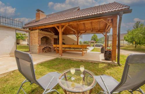 Otocac House | House Rose