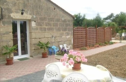 Doue-en-Anjou Cottage | house saint-georges-sur-Layon pantry