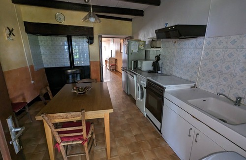 Vaureilles House | House: shaded terrace, garden, quiet, countryside. Belcastel 18km Conques 35km