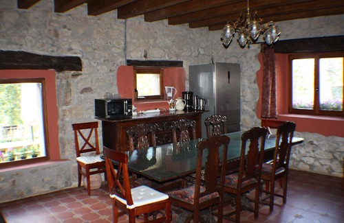 Hoz de Marron House | House Sierra de Breñas (Ampuero - Bien Aparecida) capacity for 18-20 people