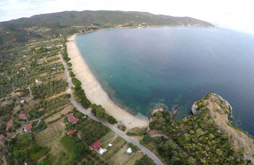 Pirgadikia House | House SOFIA - Quiet house with a large garden for a relaxing holiday