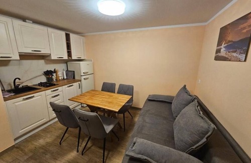Pasman House | House Sunshine (115751-K1) - Mrljane