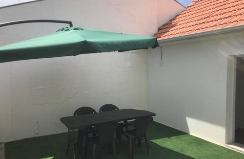 Madalena House | House (T1) Ground floor with 30 mts beach