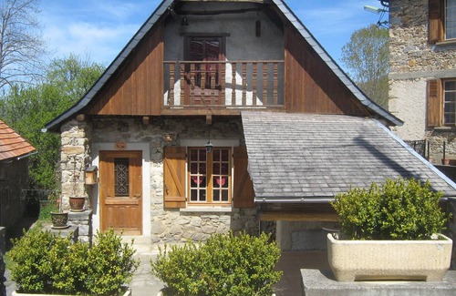 Arrien-en-Bethmale House | House T3, Arrien-En-Bethmale, near Saint-Girons, Ariège Pyrenees
