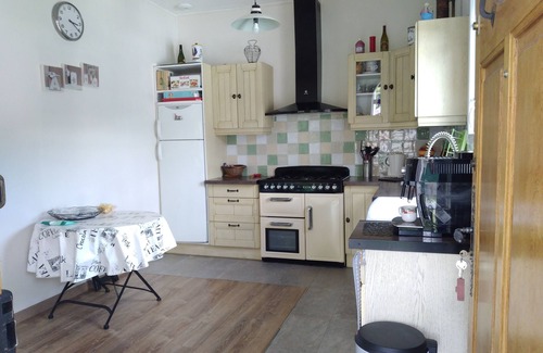 Savignac-les-Ormeaux House | House T4 - 3 bedrooms - sleeps 6 - town center