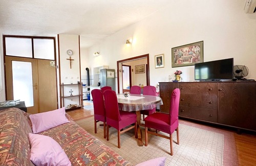 Srijane House | House Tamy - with jacuzzi (11214-K1) - Srijane (Omiš)