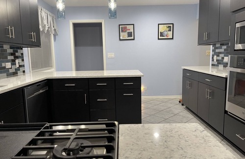 Itasca House | House-tel in Chicago-burb: 3 bedrooms and 2 full baths