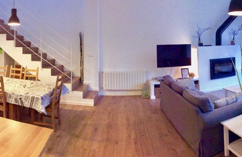 Pradena Cottage | House the three walnuts