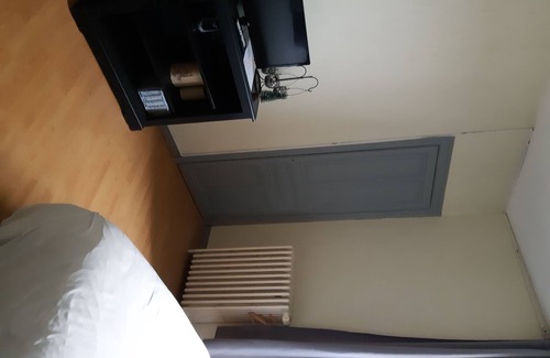 Troyes House | house to share 15 minute walk from downtown Troyes.