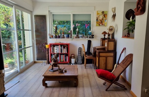 Estanove House | House very pleasant, light and calm city and sea. A haven of peace!