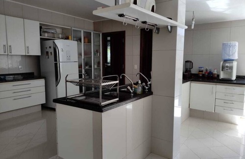 Vilas do Atlantico House | House Vilas do Atlântico, 3 bedrooms, near the beach
