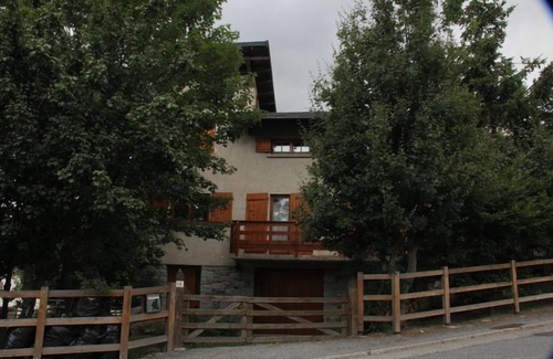 Egat Ski Chalet | house /villa - Egat