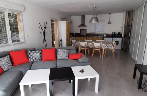 Murviel-les-Beziers House | House/Villa - MURVIEL-LES-BEZIERS on the edge of a beautiful river