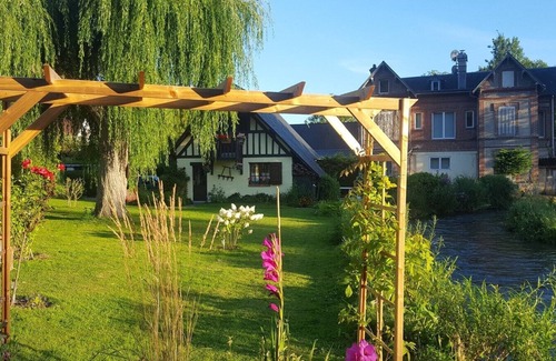 Ganzeville Cottage | House/Villa - GanzevilleHouse with garden