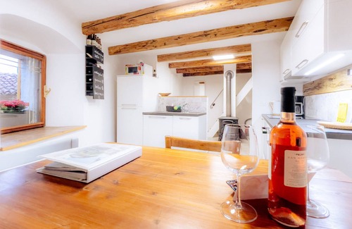 Ajdovscina House | House VILLA IRENA Great For a Family Holiday With Free Parking and EV Charging
