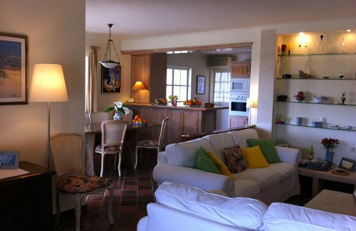 Funchal House | House/Villa - Lagos
