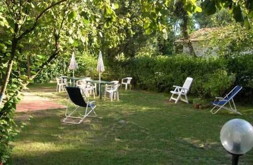 Ronchi Villa | House/Villa - Massa