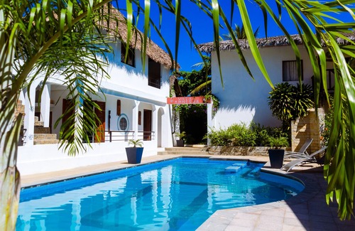 Ambondrona House | house waterfront for four to six people