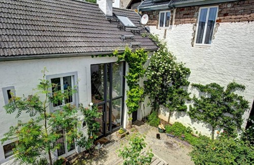 Wissmannsdorf Apartment | House Wildrose on the Nengshof