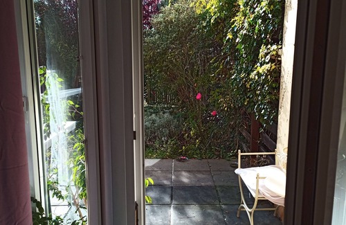 Rustenfeld House | House with 3 bedrooms - 1 min from Vienna with parking lot