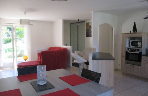 Argentat House | HOUSE WITH HEATED SWIMMING POOL* ON THE BANKS OF THE DORDOGNE WIFI OFFERED