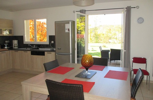 Argentat House | HOUSE WITH HEATED SWIMMING POOL* ON THE BANKS OF THE DORDOGNE WIFI OFFERED