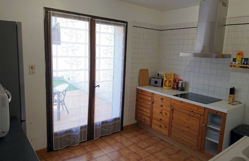 Les Salles-sur-Verdon House | House with backyard 300 m from Lake Sainte-Croix