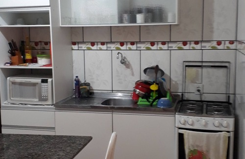 Entre Rios House | House with 3 bedrooms, 2 bathrooms, living room, kitchen, balcony and garage.