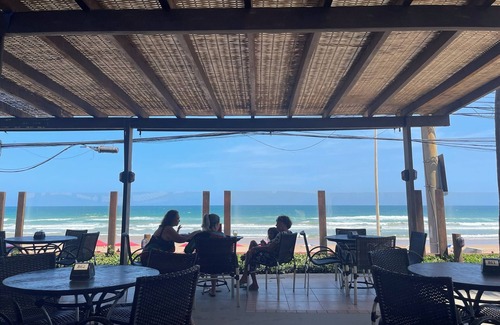 Ipitanga House | House with 4 Bedrooms, Up to 7 People, 750m from the Beach