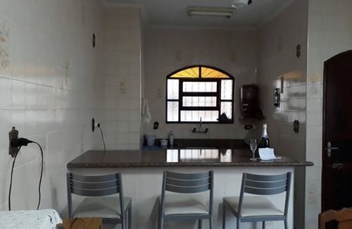 Florida House | House with 5 bedrooms Accommodates family with children, and up to 6 cars.