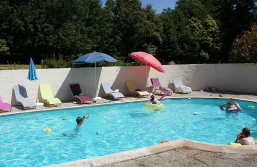 Ploerdut House | House with 6 beds with a plot of about 1 hectare and a heated pool