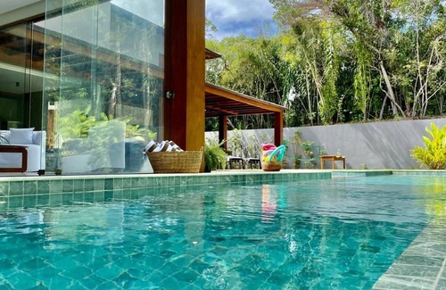 Itacimirim House | House with beautiful pool and private cook!